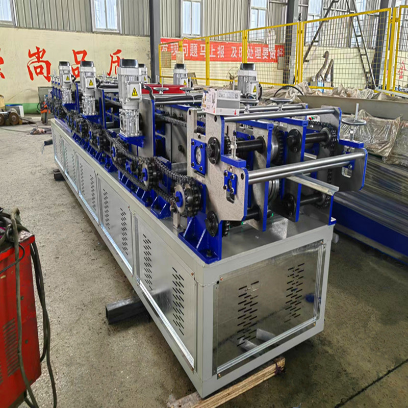 建筑鱼鳞网片机兴和50-215全自动换型止水钢板鱼鳞网片设备发安平