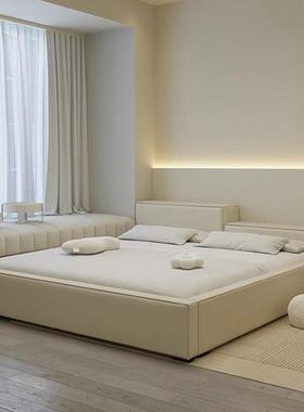 奶油风形床高低床头双科技床简约豆腐块皮主卧人床落地床榻榻XPI