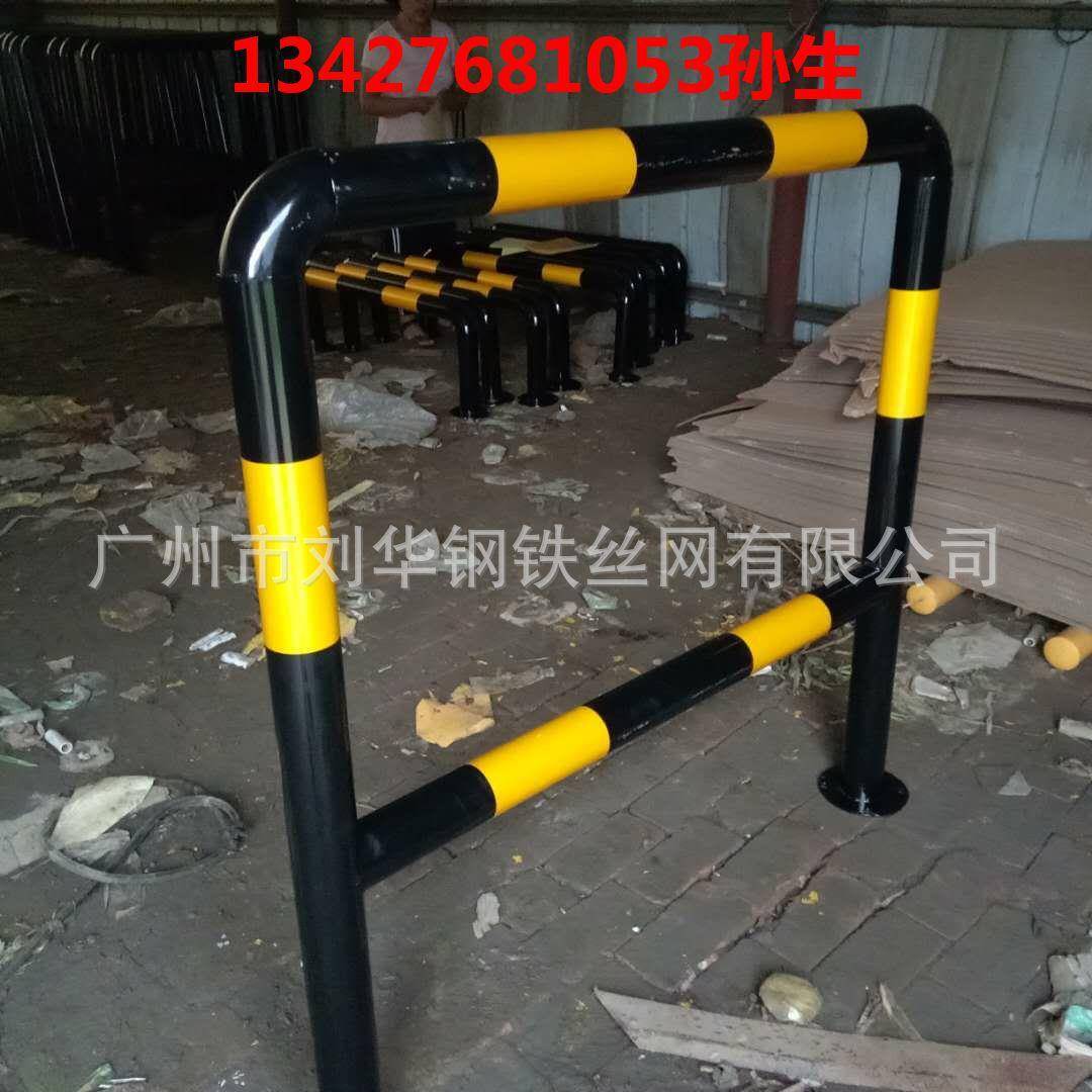 钢管防撞柱M挡型防撞路桩U型门车器龙柱防撞1500*300桩挡车杆