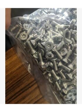 304不锈NMW*钢GB267G3梅花沉头带柱机螺钉B2673带柱M410