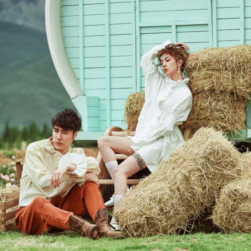 创意新款主题外景旅拍个性田园风写真拍摄摆件稻草堆多姿摄影道具