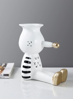 样板间儿童房摆件创意抽象线雕塑艺术人物卡通摆件轻奢高级感小众