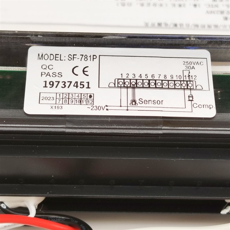 SF-781P温控器四门冰柜厨房雪冷柜蛋糕柜电子数字数显温度控制器