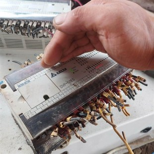 台达PLC拆机 台达 Delta