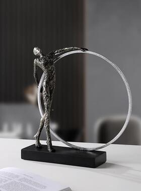 现代体创意操舞蹈铁圈人物摆件样版房客玄关售楼地处大堂落饰BNI