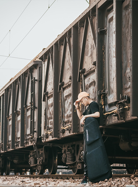 个性便携电吉他包琴包 双肩背子弹头加厚电贝斯包静音吉他包stlp