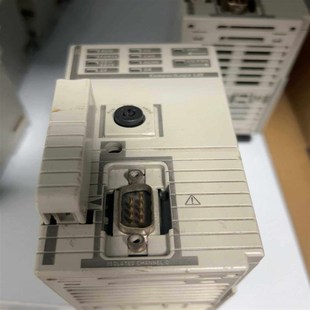 1768 L45成色一般外壳磕碰