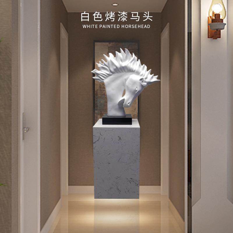 现代简约白色树脂烤漆马小品室内软装样板房酒店大堂客厅马头摆件