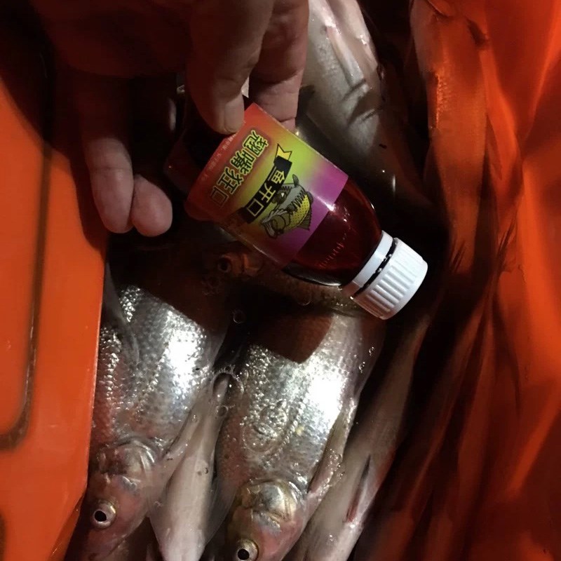 翘嘴狂口钓鱼小药野钓红尾白条鱼饵料添加剂路亚筏钓窝料小箹渔具