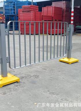 市政护栏厂家深标港护式实心道路人央行栏道护FUC栏中分隔栏