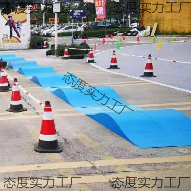 儿童轮滑波浪道具滑板平衡车波浪跑道俱乐部幼儿园训练室内外场地