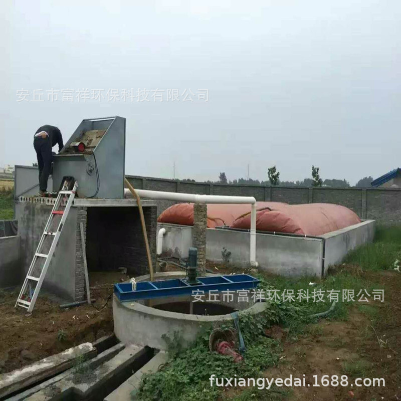 养殖场大型沼气池设计生产安装红泥软体沼气黑膜沼气沼气工程设备