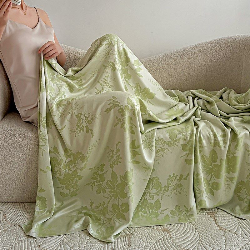 沙发毯子竹纤维毛毯夏季空调毯午睡毯高级感客厅休闲盖毯被毛巾被