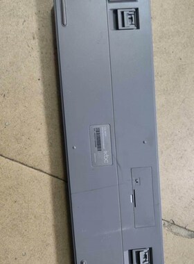 【芯企ikbc w210 机械键盘 成色如图  正常使用  看上的/议价