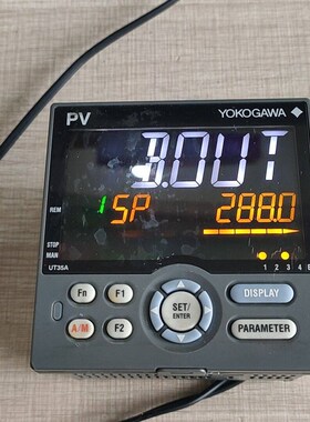 横河温度控制表UT35A 实图拍摄 处理 为