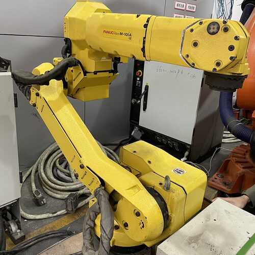 发那科M10iA工业6轴臂展2028MM焊接机螺丝机码垛机搬运机器人