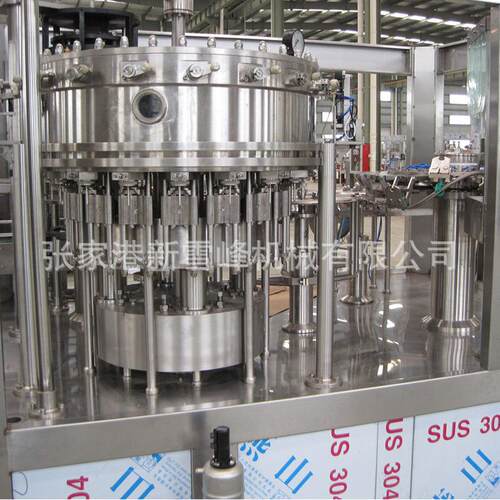 小瓶装纯净水灌装机18-18-6三合一瓶装水灌装饮料生产线厂家定制