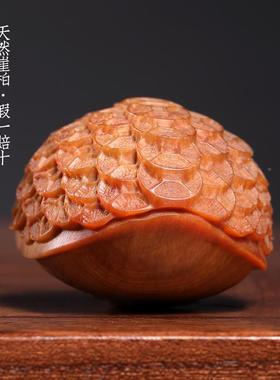 天然崖柏木实木钱雕刻件满装雕铜金钱YBJQFJ富甲文玩家居饰品摆手