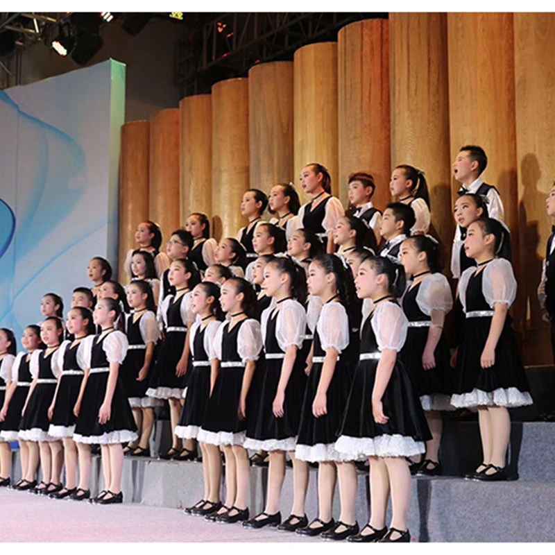 六一儿童大合唱演出服装儿童节中小学生合唱团表演服背带裤男女