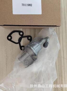 QKM山猫S220S300S33S750S泵770S850手0油泵输1油泵供油701982