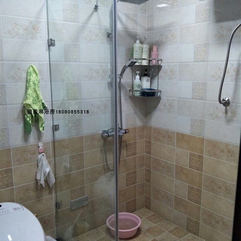 成都简易淋浴隔断钢化玻璃浴室隔断卫生间淋浴房简约玻璃隔断