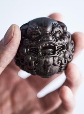印尼貔沉香木雕貅手把件男士随身把FDE解玩压文手球老人玩盘玩球