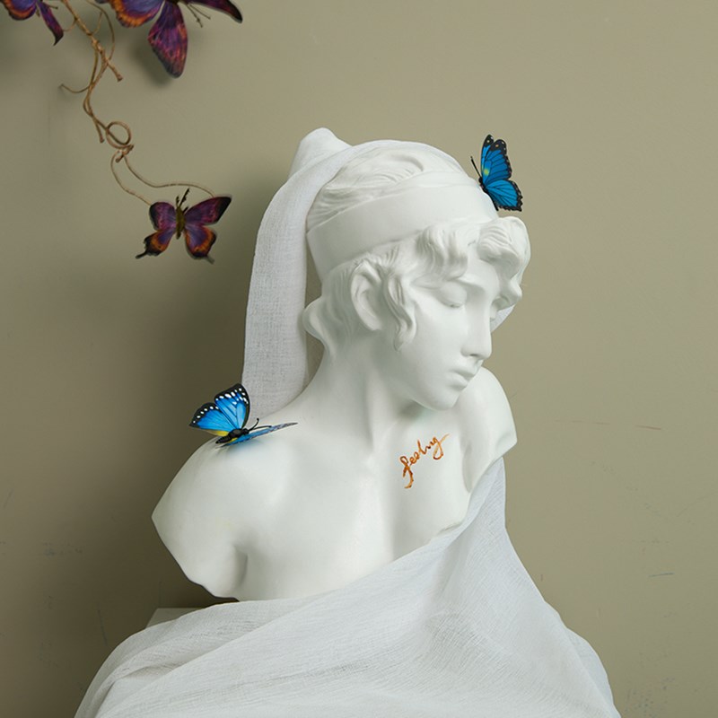 蓝色蝴蝶女孩艺术雕塑雕像人物摆件法式装修复古头像高级软装饰品