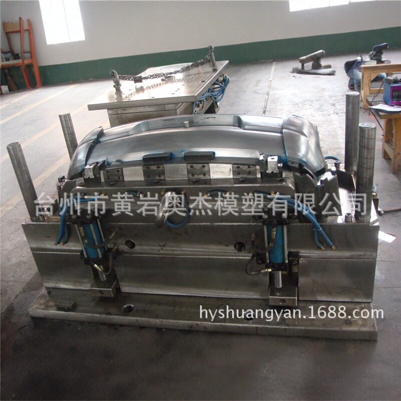 厂家直销汽车尾灯模具汽车扎带模具汽车车灯模具车模具可定制