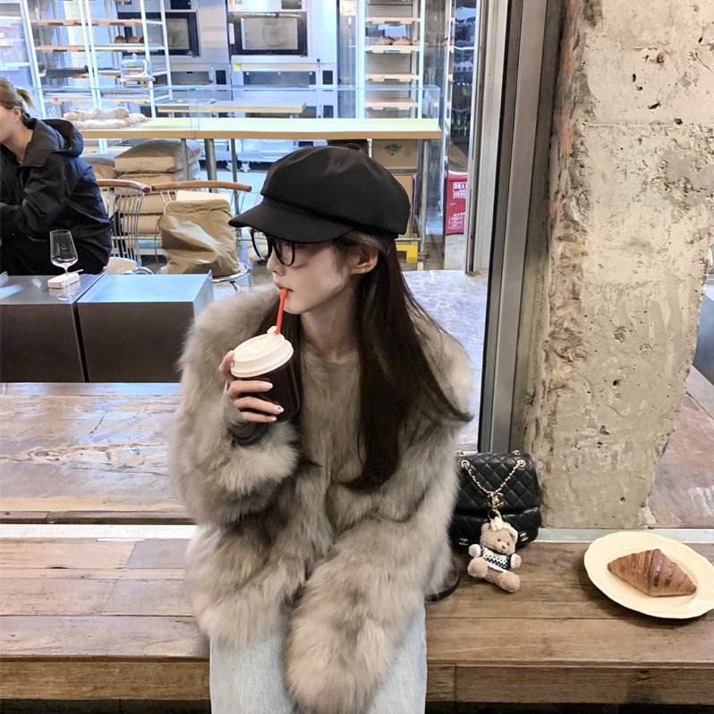 实拍实价~慵懒甜美小个子设计氛围感毛毛外套