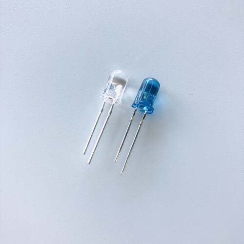 f5发光二管5MM圆头有边LED灯珠红发红光蓝发蓝光长短脚led白光灯