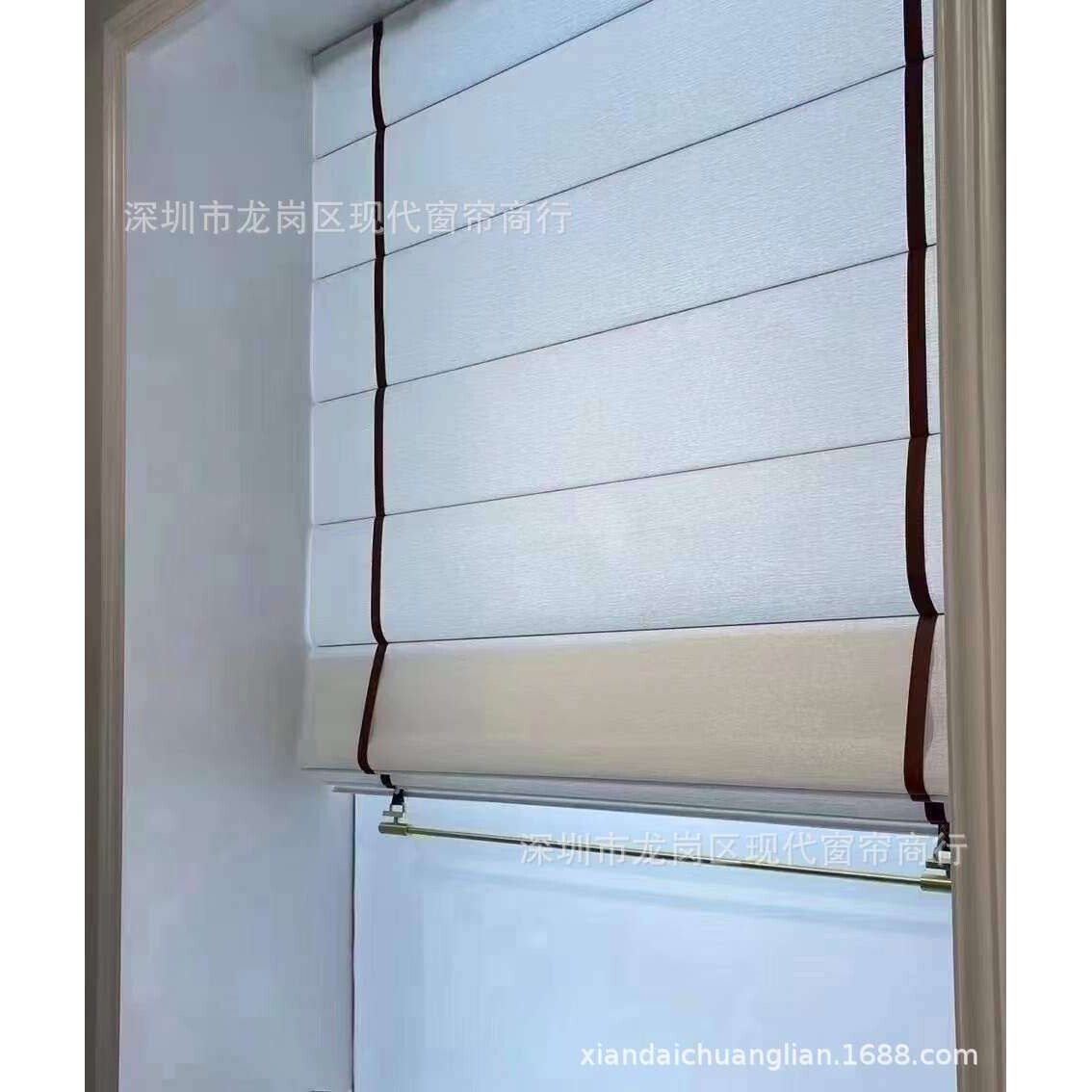 现代客厅罗马帘窗帘别墅阳台厨房遮光透景帘折叠或卷帘式罗马帘酒