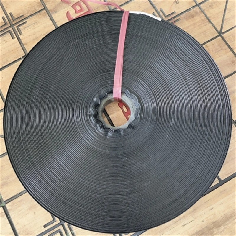 4分微喷带有孔微喷带喷灌水带农用灌溉4分喷灌带大棚微喷带16mm