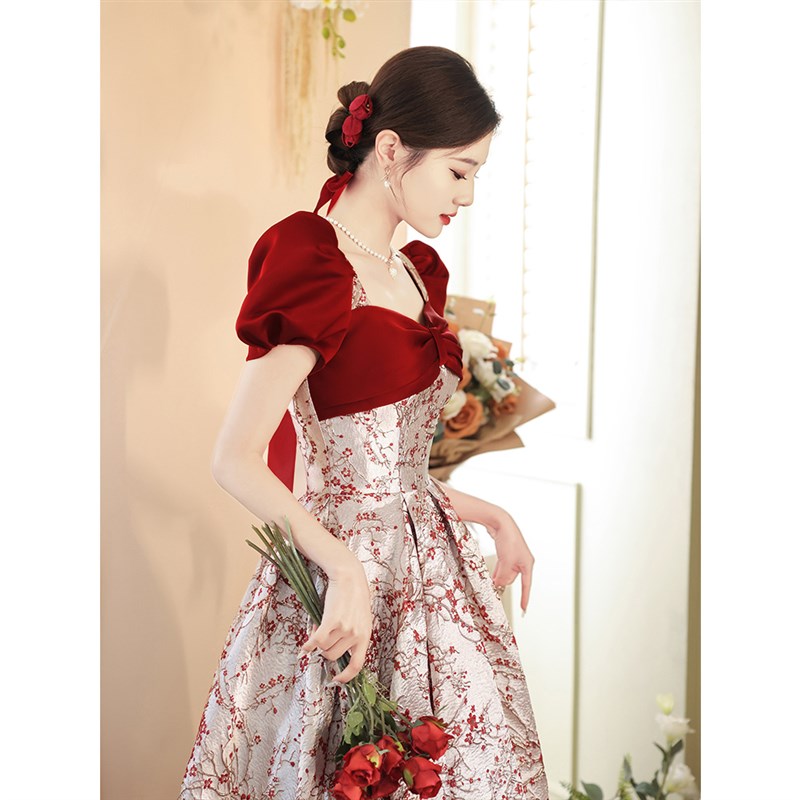 敬酒服新娘2023春季新款高端订婚连衣裙轻奢气质宴会礼服在逃公主