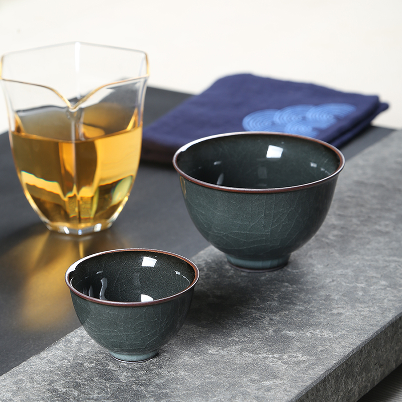 青瓷功夫茶具茶杯单个品茗杯家用哥窑铁胎冰裂茶盏陶瓷主人杯单杯