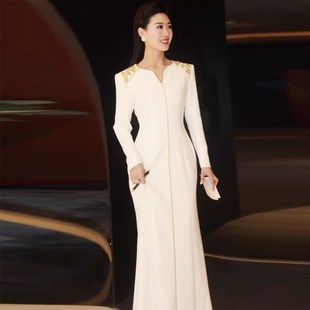 宴会晚礼服裙女2024新款高级感气质高端大气轻奢小众主持人演出服