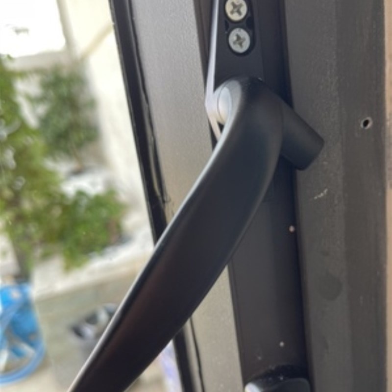 彩铝窗把手推拉窗户执手塑钢型配件单点锁扣门窗拉手平开窗老式