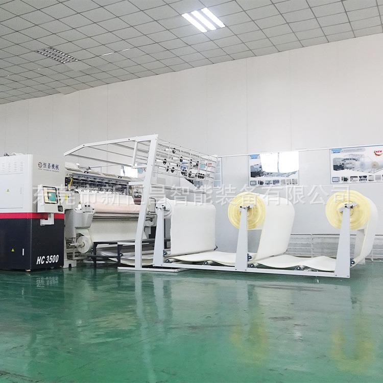 3500电脑新型无梭高速绗缝机床垫、床上用品缝制设备