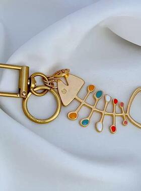 张新款时尚轻奢个钥性夸鱼挂件创意骨设TQ0010计感精美金属匙扣