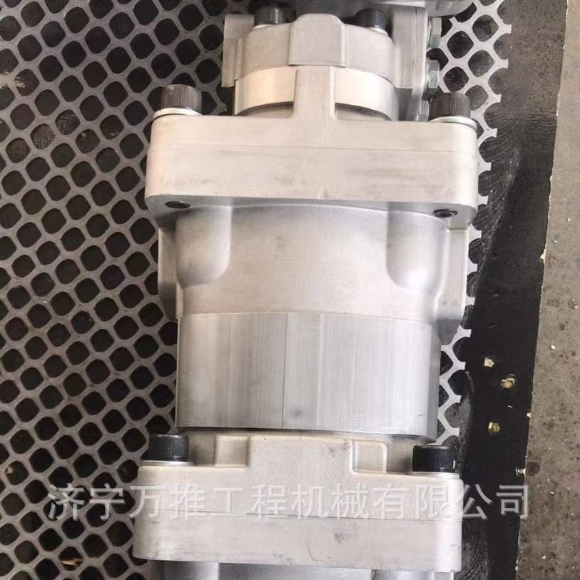 装载机WA600齿轮泵705-55-43040