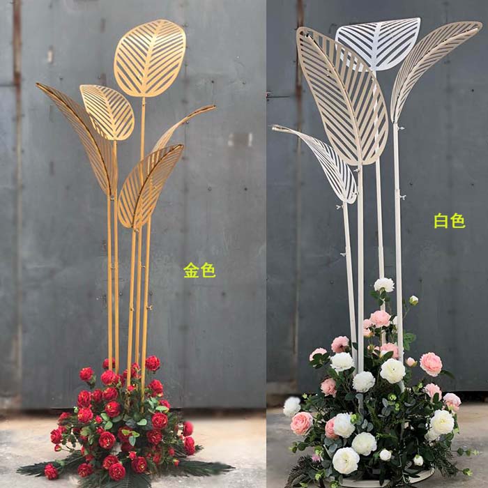 新款婚庆道具铁艺芭蕉树路引婚礼舞台迎宾背景装饰屏风橱窗摆件