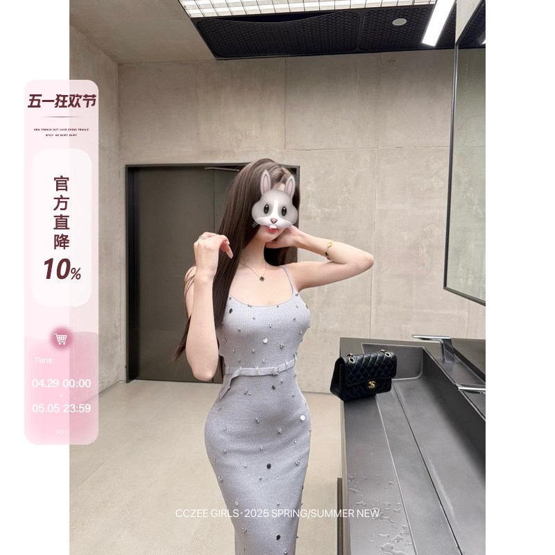 cczee 曲线主义 夏季针织连衣裙女设计感钉珠银丝收腰修身吊带裙图片