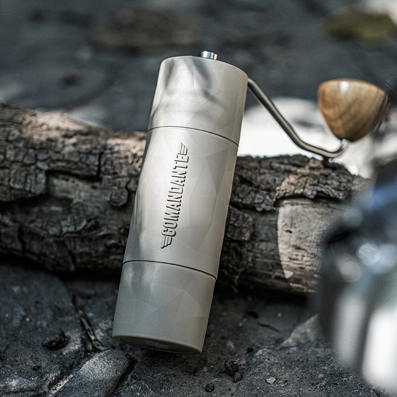 德国司令官x25手摇磨豆机c40手磨咖啡豆研磨器手动泰摩栗子轰炸机