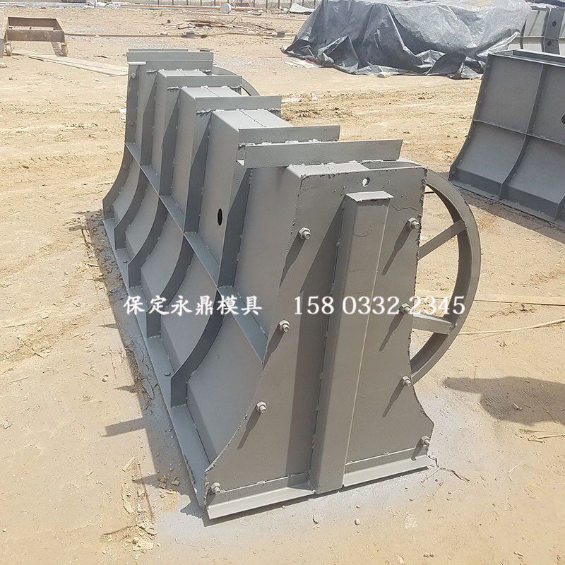 水泥隔离墩模具中央分隔带混凝土护栏模板公路围挡防撞墩预制模块