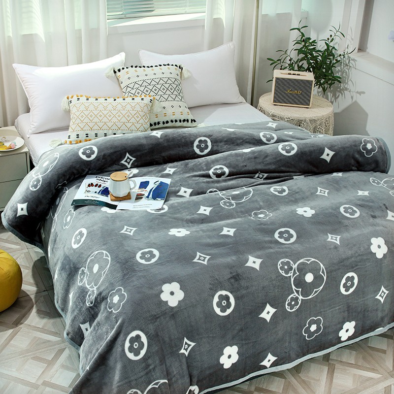 加厚珊瑚绒毯子午睡盖毯宿舍保暖床单人法兰绒小被子沙发毛毯冬季