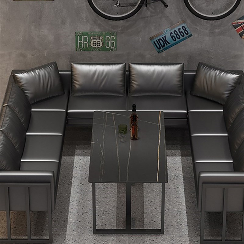 复古酒吧桌椅组合清吧工业风餐馆餐桌小酒馆休闲区咖啡厅卡座沙发