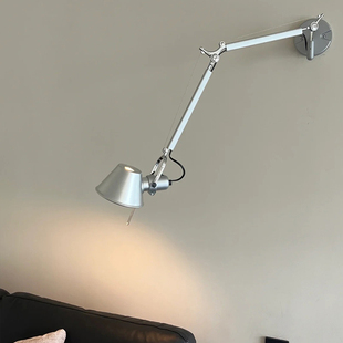 网红意大利Artemide摇臂伸缩设计师客厅卧室书房中古床头阅读壁灯