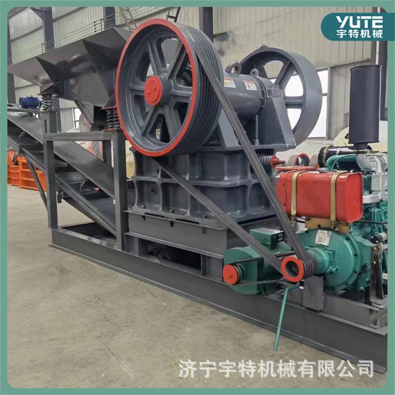 移动锤式破碎机建筑行业河卵石砂石碎石机水泥块路面混凝土碎石机