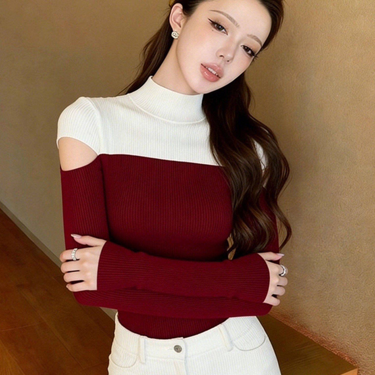 玉美雅【旗舰精选】秋冬款出游季减龄拼色氛围感气质高级韩版上衣