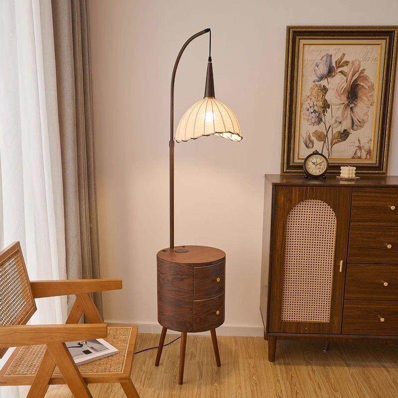 61落地灯美式法卧古床风客厅式氛围沙发室头柜复古台灯置物架一体