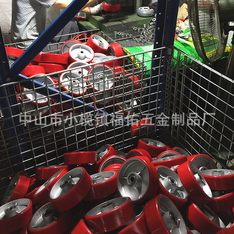 重型铁芯包黄色聚氨酯万向轮载重PU万向轮脚轮重型脚轮工业设备轮